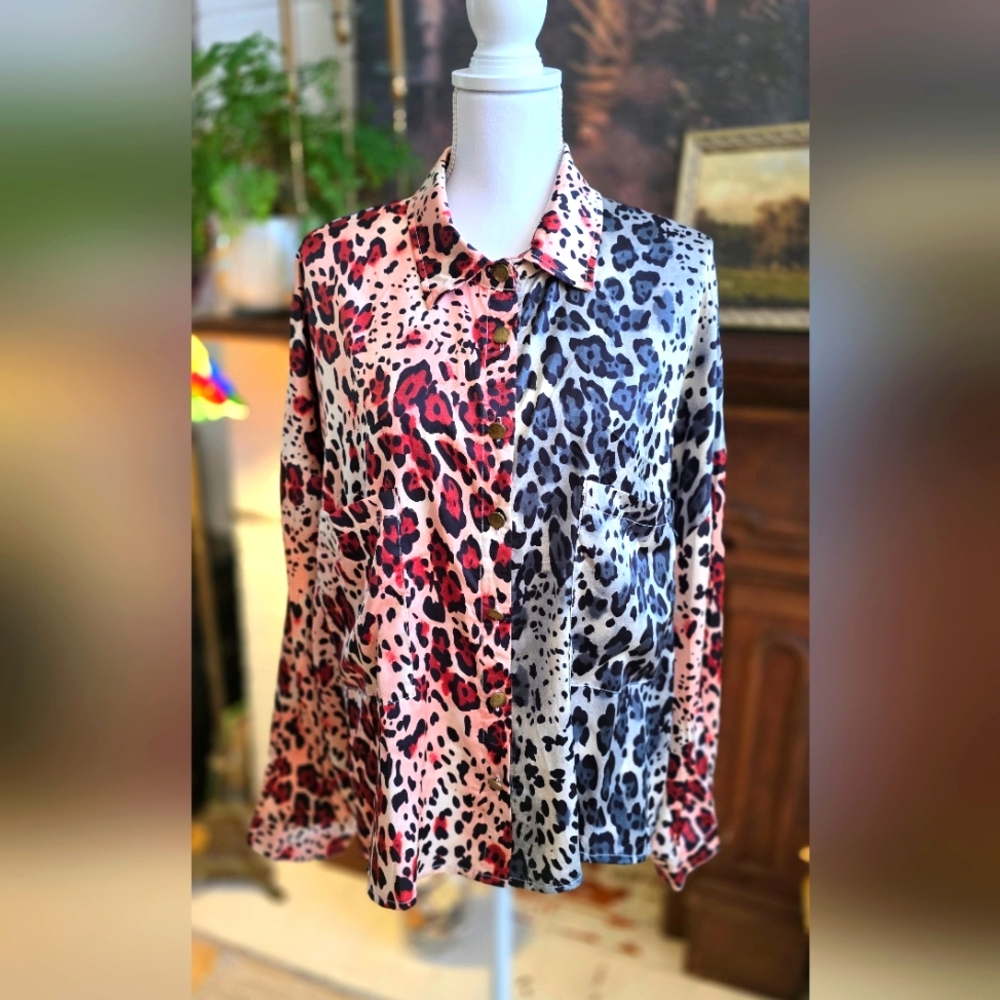 NWT POL Chameleon Leopard Print Button-Up Blouse Oversized Small